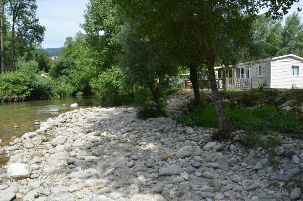 Hotel Les Rives Du Loup Tourrettes-sur-Loup Exteriér fotografie